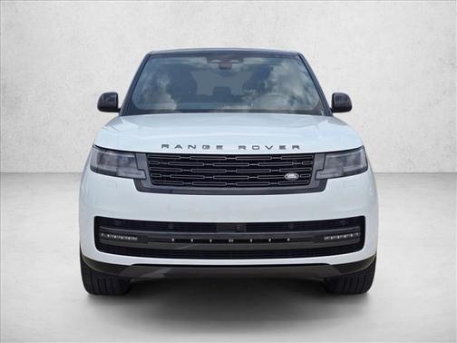 Fuji White 2026 Land Rover Range Rover P400 SE