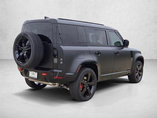 Santorini Black Metallic 2026 Land Rover Defender P400 X