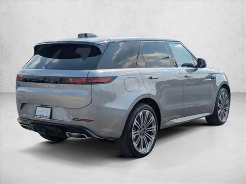 2025 Land Rover Range Rover Sport SE