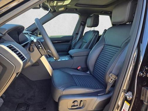 2026 Land Rover Discovery S