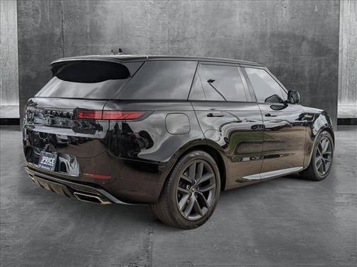 2024 Land Rover Range Rover Sport SE