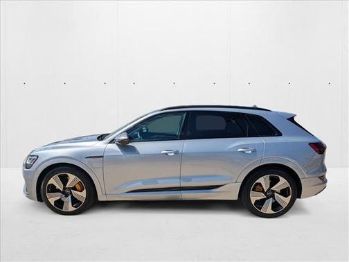 2023 Audi e-tron Premium Plus quattro