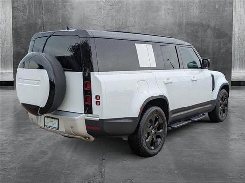 2025 Land Rover Defender 130 P300 S