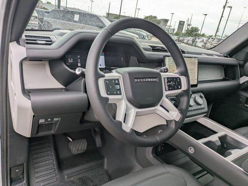 2025 Land Rover Defender 130 P300 S