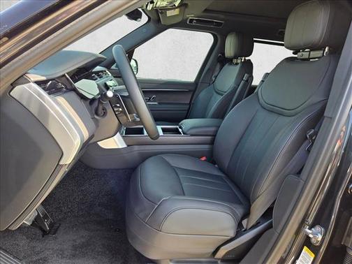 2026 Land Rover Range Rover P400 SE 7 Seat