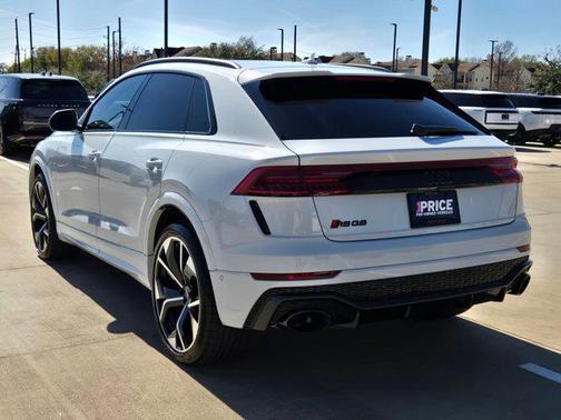 2023 Audi RS Q8 4.0T