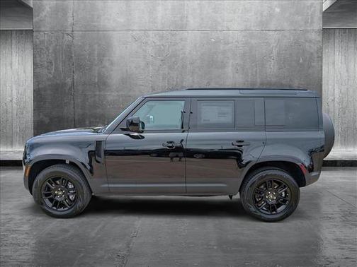 2025 Land Rover Defender 110 P400 S