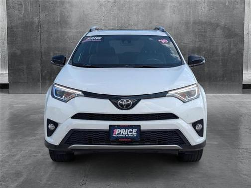 2018 Toyota RAV4 SE