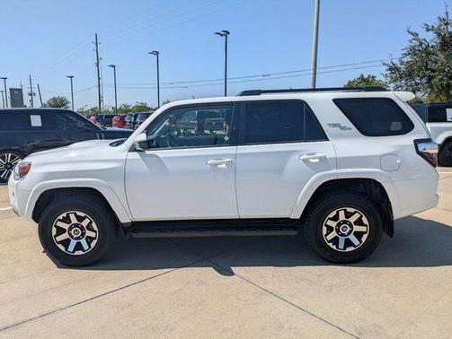 2024 Toyota 4Runner TRD Off Road