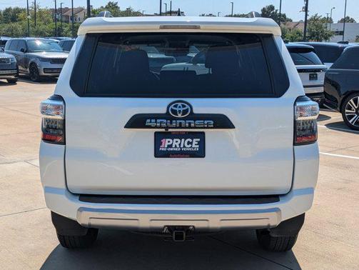 2024 Toyota 4Runner TRD Off Road