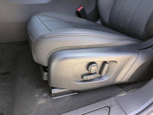 2026 Land Rover Range Rover Evoque Core S