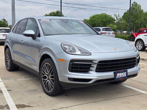 Dolomite Silver Metallic 2020 Porsche Cayenne Cayenne
