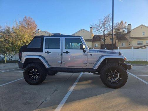 2017 Jeep Wrangler Unlimited Smoky Mountain 4x4
