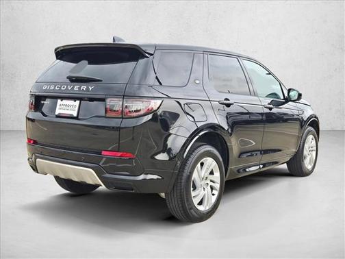 Santorini Black Metallic 2025 Land Rover Discovery Sport S