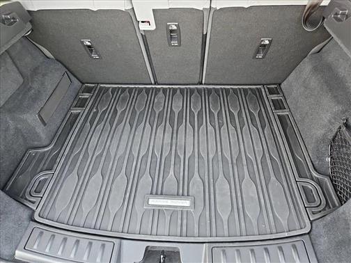 2020 Land Rover Range Rover Evoque SE