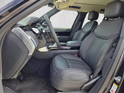 Carpathian Grey Premium Metallic 2026 Land Rover Range Rover P400 SE