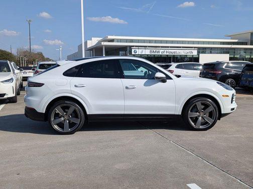 2023 Porsche Cayenne S