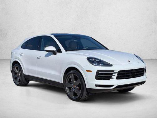 White 2023 Porsche Cayenne S