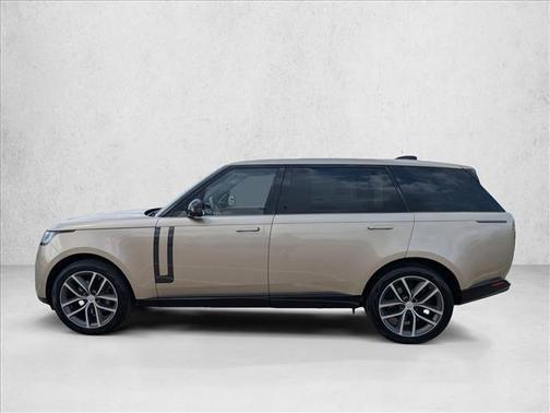 2025 Land Rover Range Rover P530 SE 7 Seat