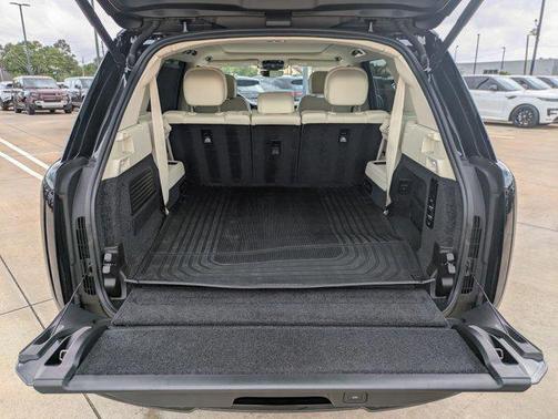 2023 Land Rover Range Rover P400 SE