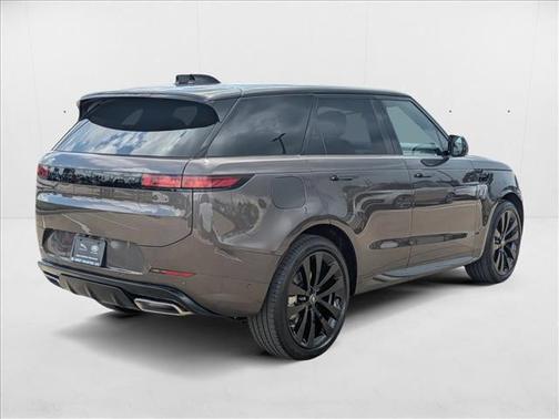 2025 Land Rover Range Rover Sport SE