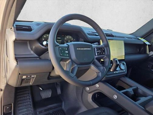 2026 Land Rover Defender P400 X-Dynamic SE