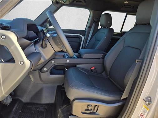 2026 Land Rover Defender P400 X-Dynamic SE