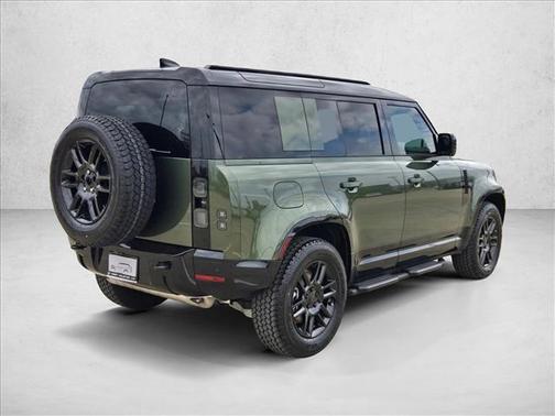 2026 Land Rover Defender P400 X-Dynamic SE