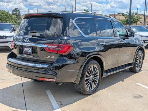 2024 INFINITI QX80 SENSORY AWD
