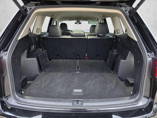 2025 Volkswagen Atlas 2.0T SE w/Technology 4MOTION