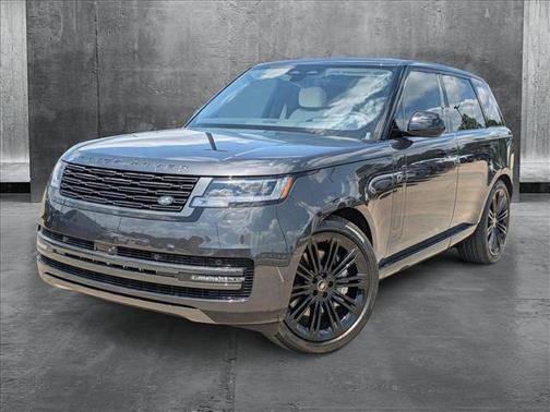 2025 Land Rover Range Rover P530 SE