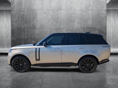2025 Land Rover Range Rover P550e SE