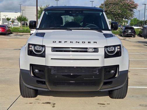 Borasco Grey Metallic 2026 Land Rover Defender P300 S