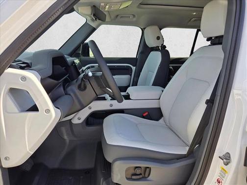 2026 Land Rover Defender P400 X-Dynamic SE