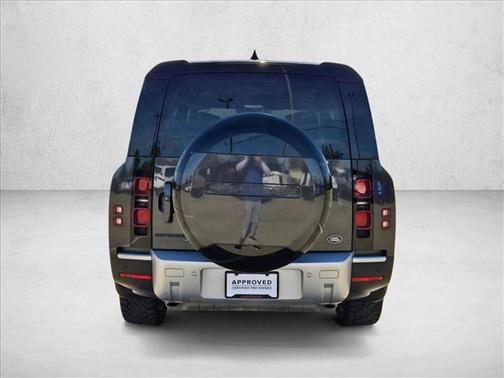 2023 Land Rover Defender 130 SE