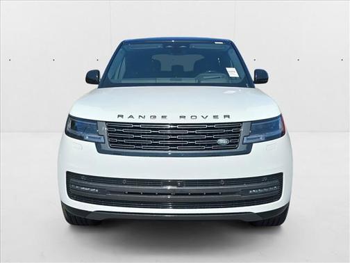 2025 Land Rover Range Rover P400 SE