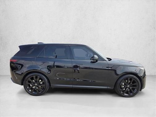 2024 Land Rover Range Rover Sport SE