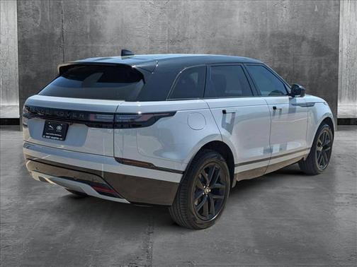 2026 Land Rover Range Rover Velar P250 SE R-Dynamic