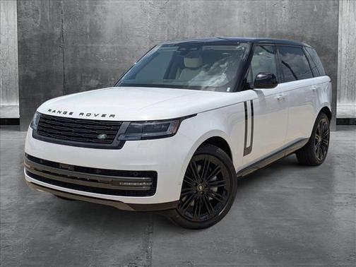 2025 Land Rover Range Rover P530 SE 7 Seat