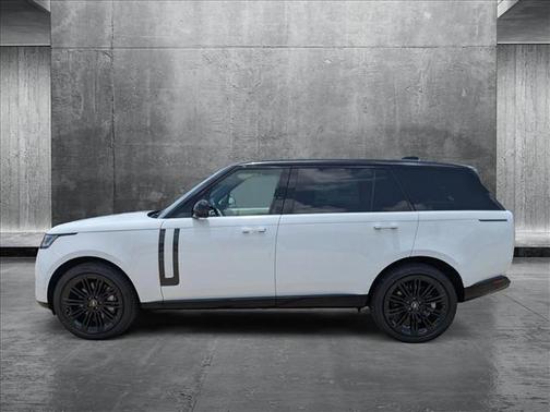 2025 Land Rover Range Rover P530 SE 7 Seat