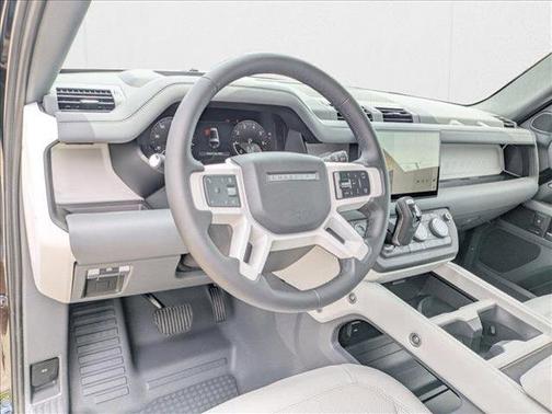 2025 Land Rover Defender 130 P300 S