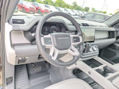 2025 Land Rover Defender 130 P300 S