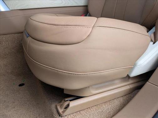 2025 Land Rover Range Rover P615 SV