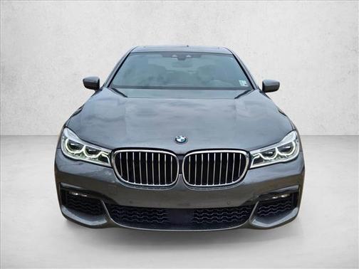 Gray 2018 BMW 750 i xDrive