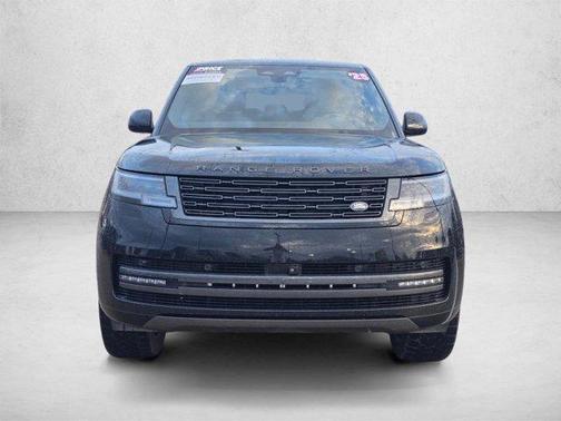 Santorini Black Metallic 2025 Land Rover Range Rover P400 SE 7 Seat