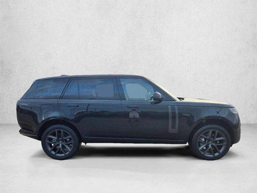 Santorini Black Metallic 2025 Land Rover Range Rover P400 SE 7 Seat