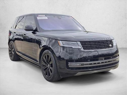 Black 2023 Land Rover Range Rover P400 SE