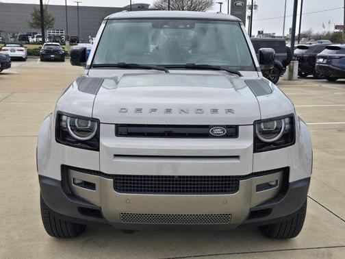 2026 Land Rover Defender P300 S