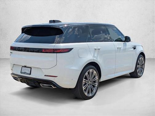 2025 Land Rover Range Rover Sport SE