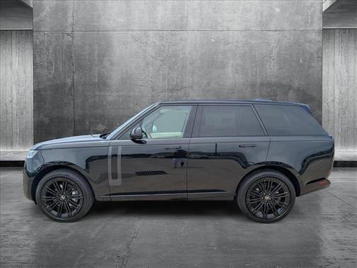 2025 Land Rover Range Rover P400 SE